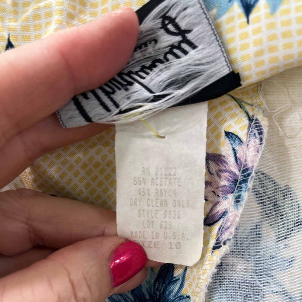 Whirlaway Frocks yellow Cottagecore floral Secretary Dress-10 - Picture 7 of 8